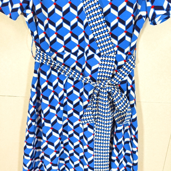 Dorothy Perkins Blue Red Dress Size UK 16 Faux Wrap Belted Mixed Pattern V-Neck - Picture 3 of 11